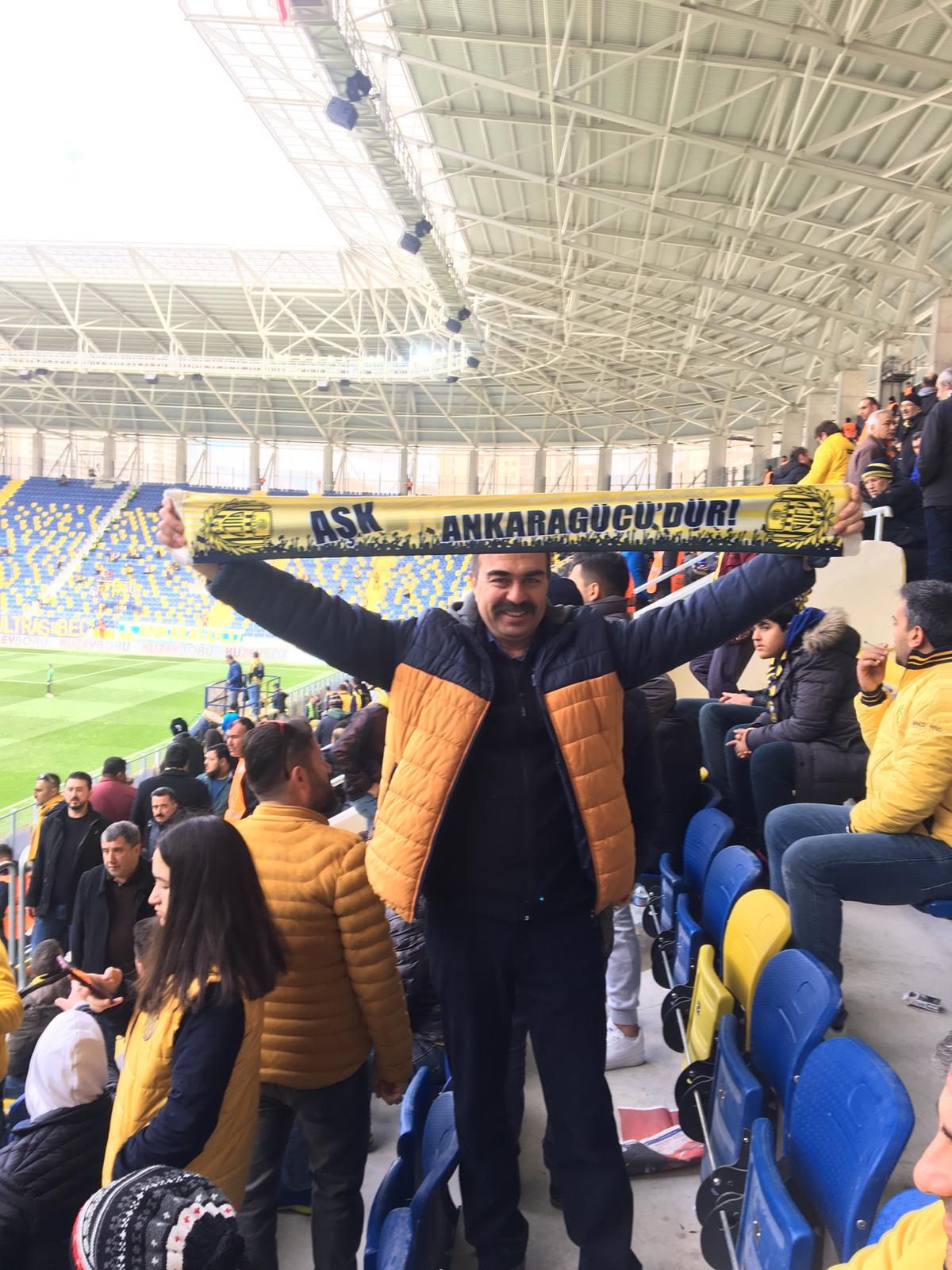 Şakir Duman